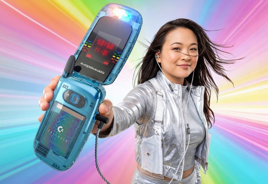 Callback 8020 Is a Retro Phone for Less Scrolling